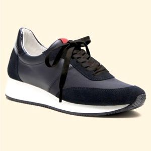 Banana Republic Essential Trainer Sneaker, Sz 8.5